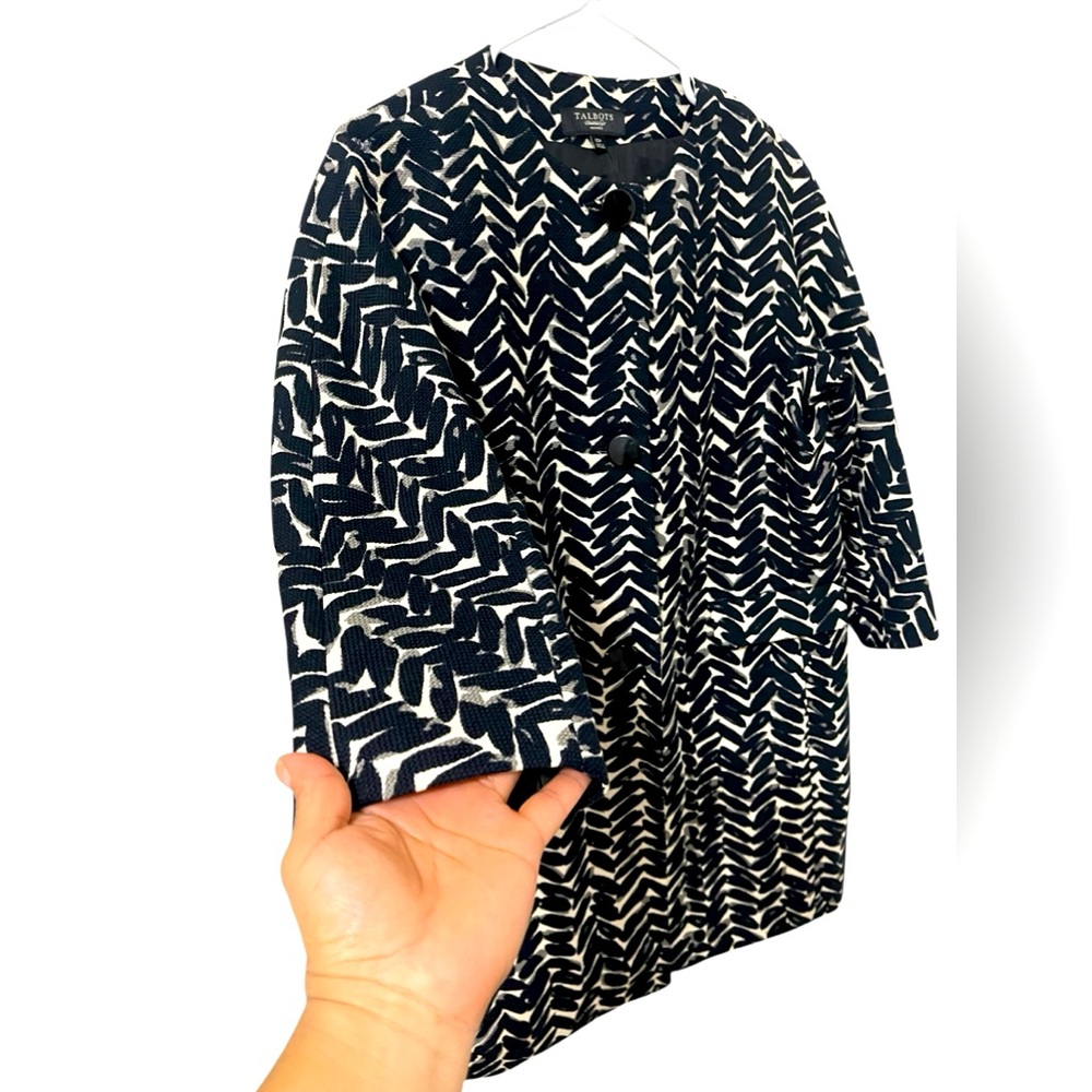 💚💚🌼NWOT TALBOTS Lightweight Coat Geometric Print - Picture 6 of 10